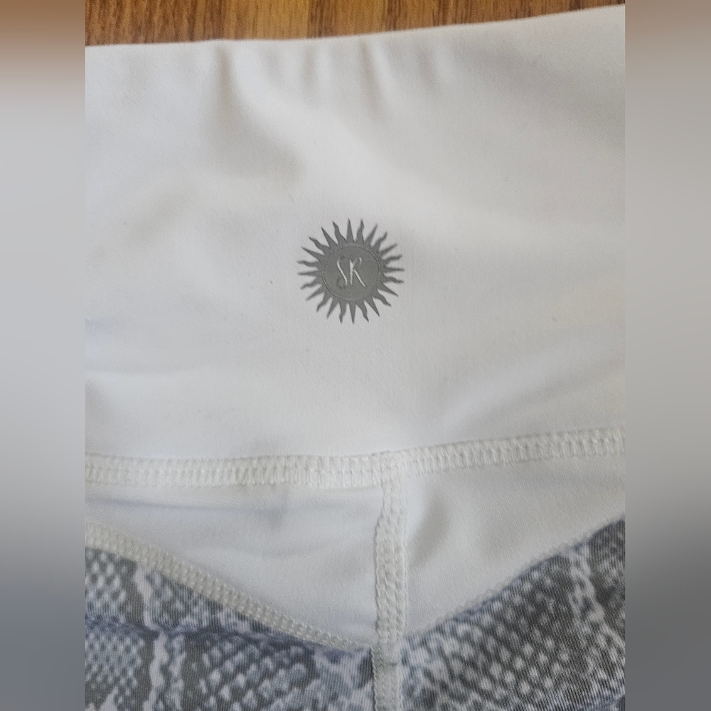 Snake Print Leggings White Gray Sommer ray Stretch Pants Size L - Picture 5 of 7
